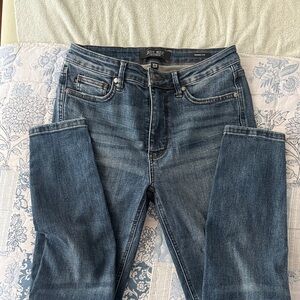 Judy Blue Women's Skinny Jeans - Medium Blue Wash